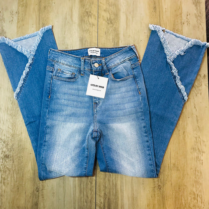 Pantalón mezclilla bota ancha