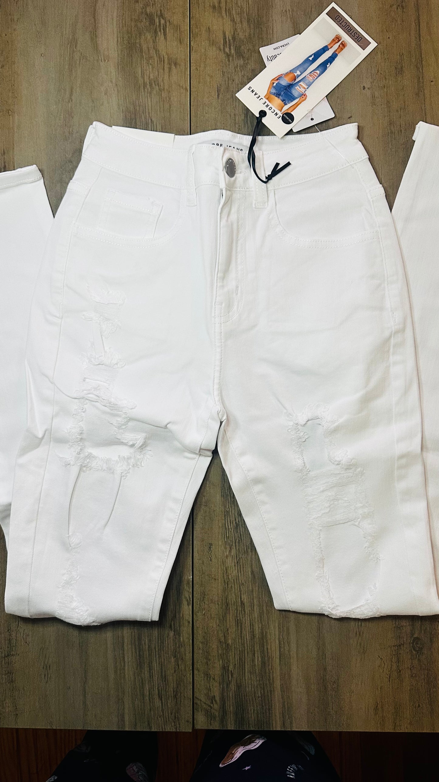 Pantalón blanco de mezclilla