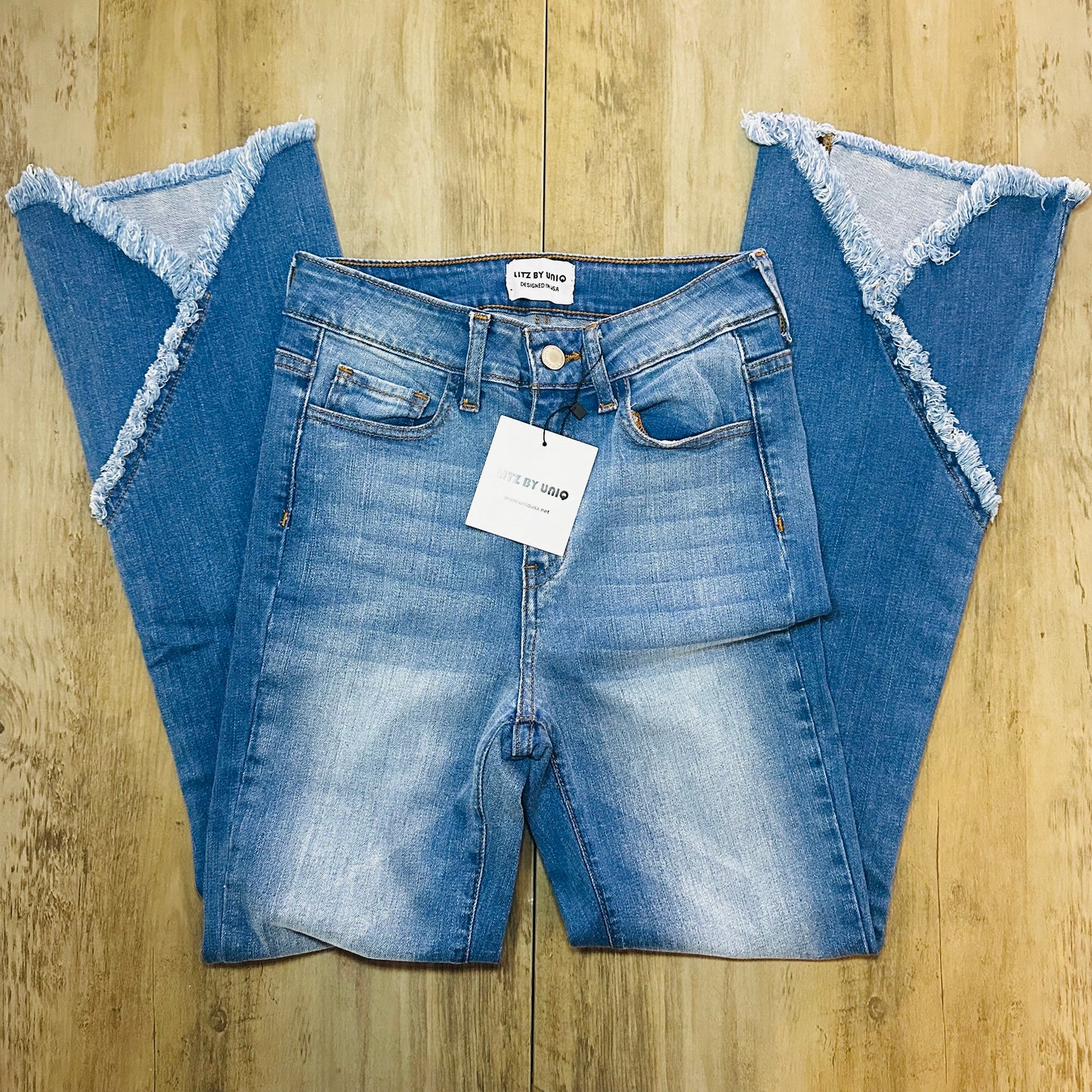 Pantalón mezclilla bota ancha