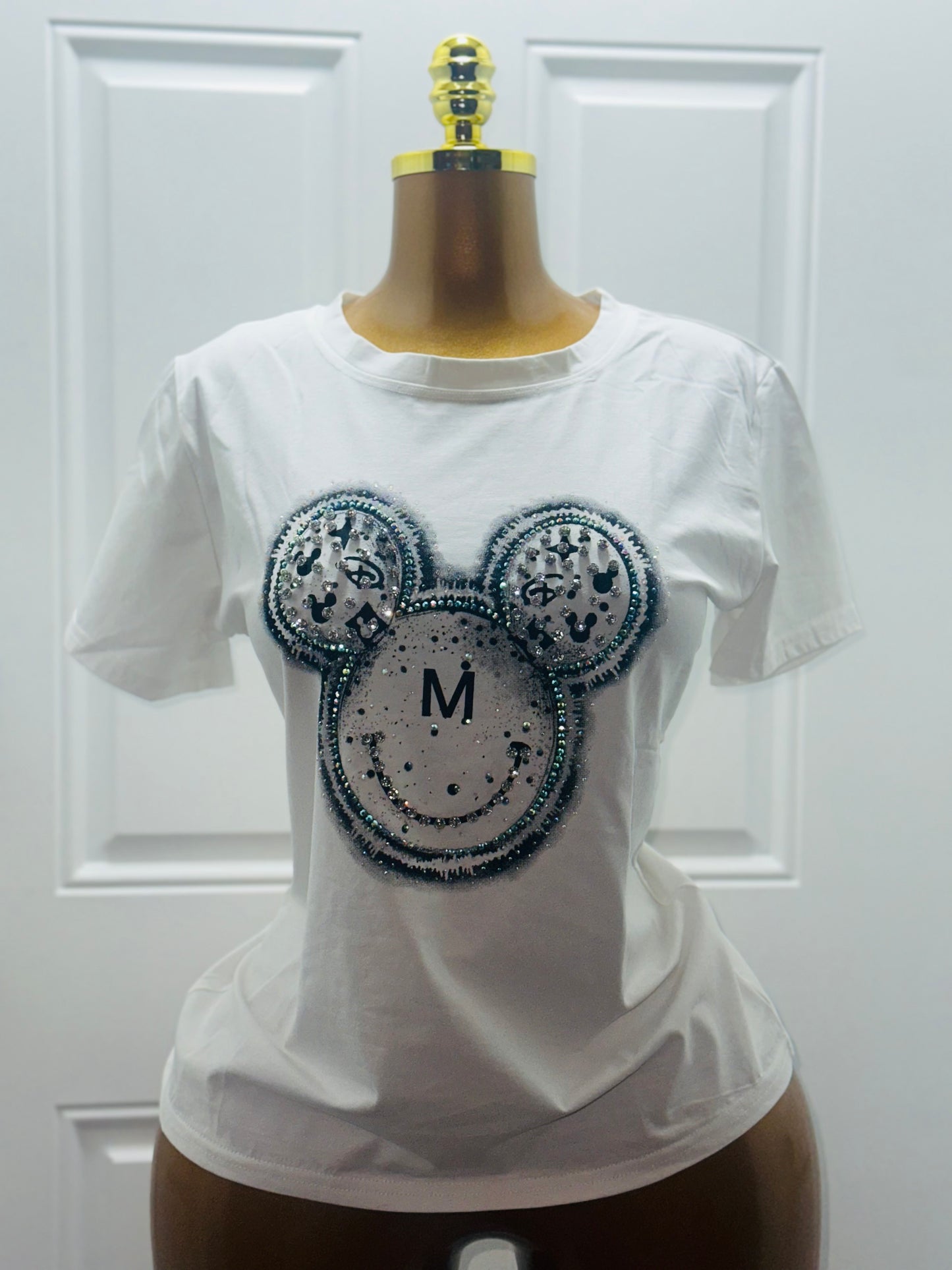 Blusa blanca con perlas