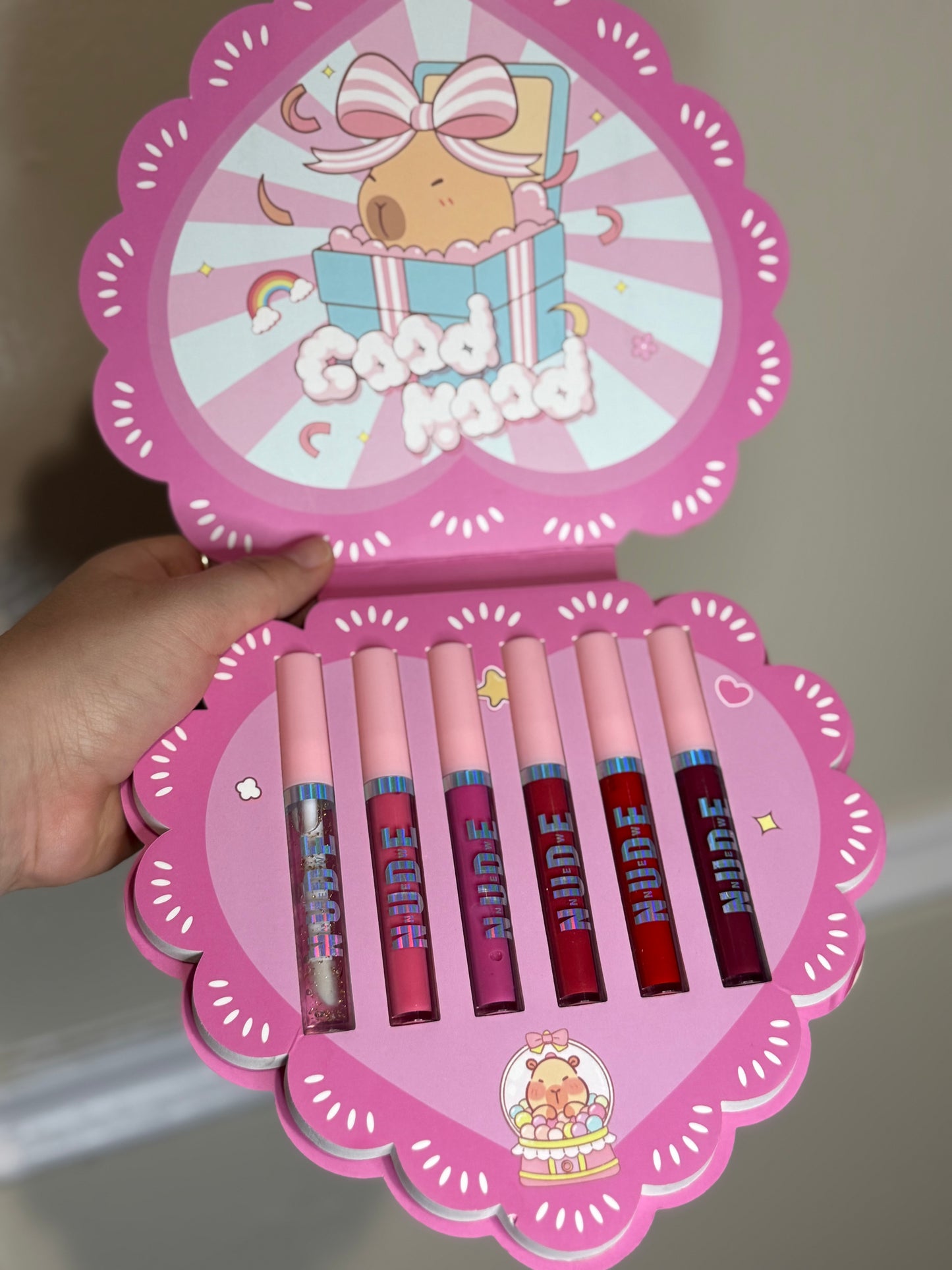 Set 6 lipgloss Capi