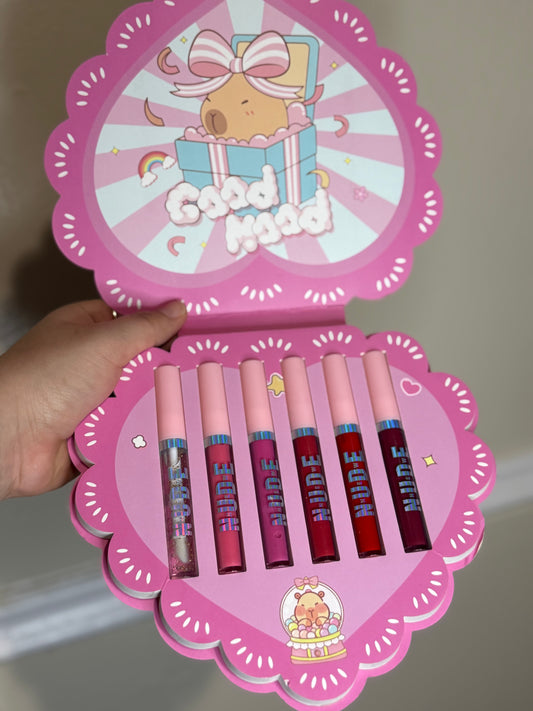 Set 6 lipgloss Capi